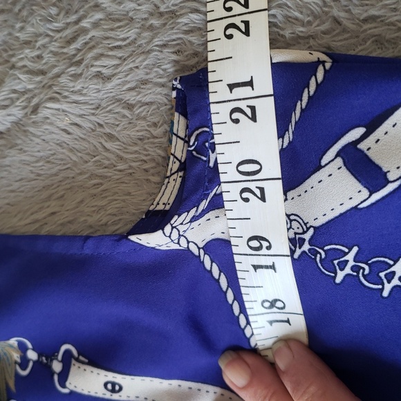 Soho Jeans. Unique Elegant Blue Chain/Belt & Floral Print Women's Top Size L - Picture 10 of 16